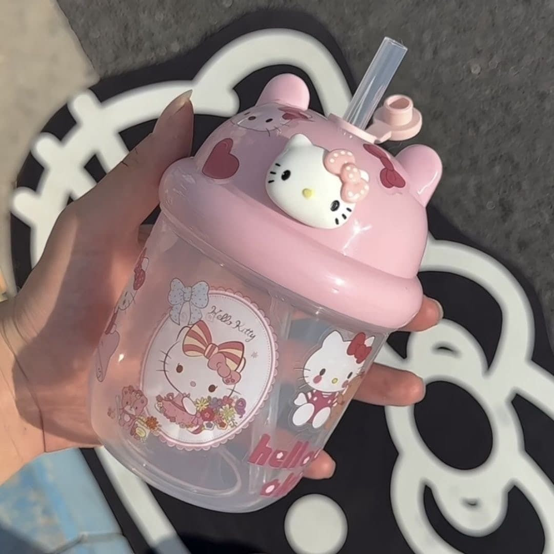 Hello kitty sipper