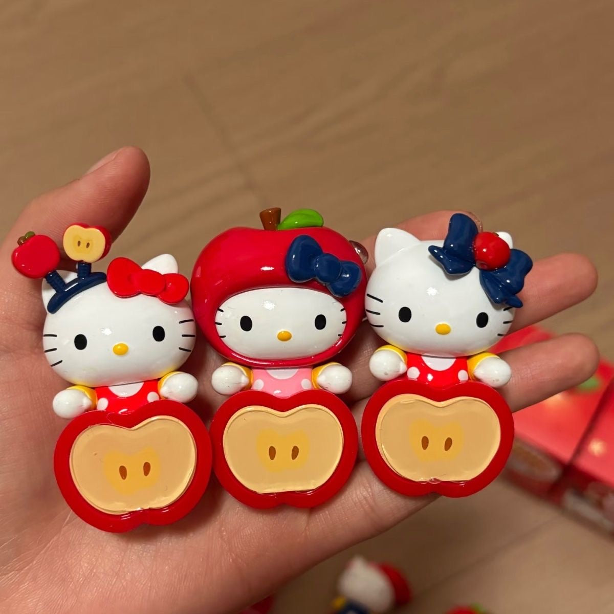 Hello kitty apple hipper