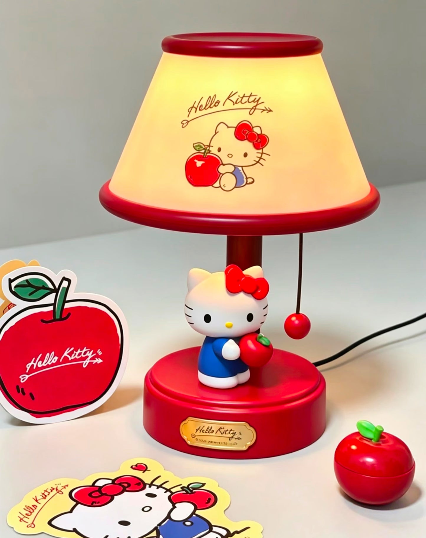 Hello kitty lamp