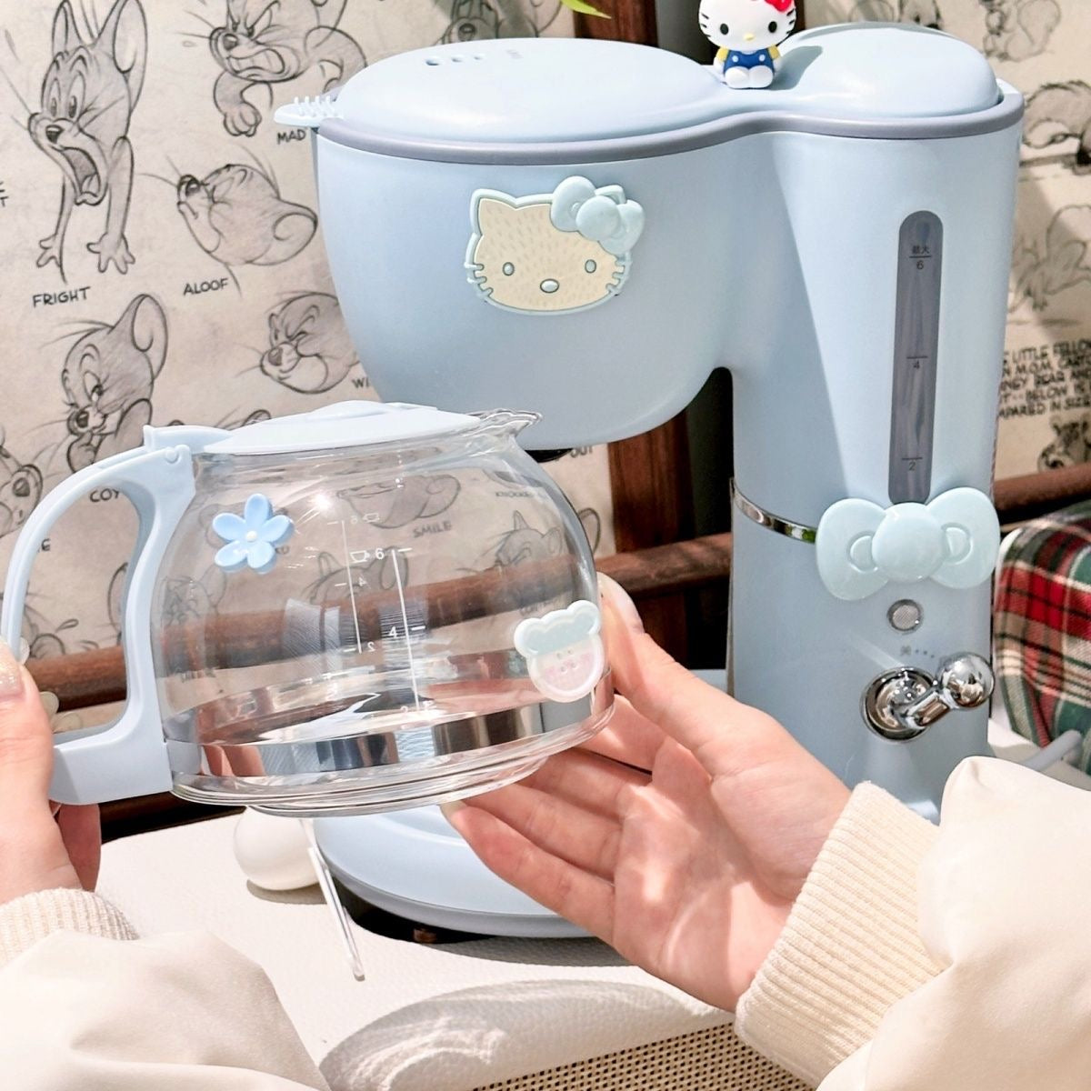 Hello kitty coffee maker