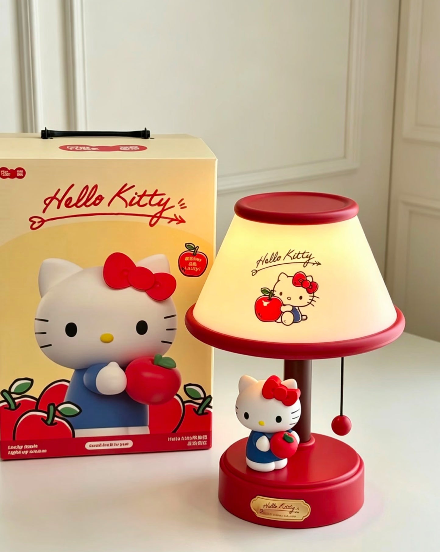 Hello kitty lamp