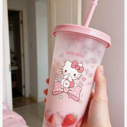 Hello kitty sipper