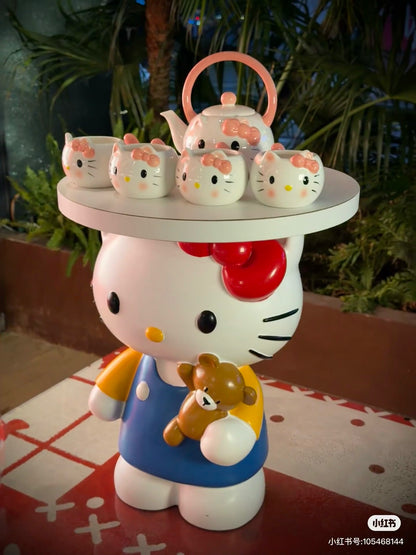 Hello kitty table