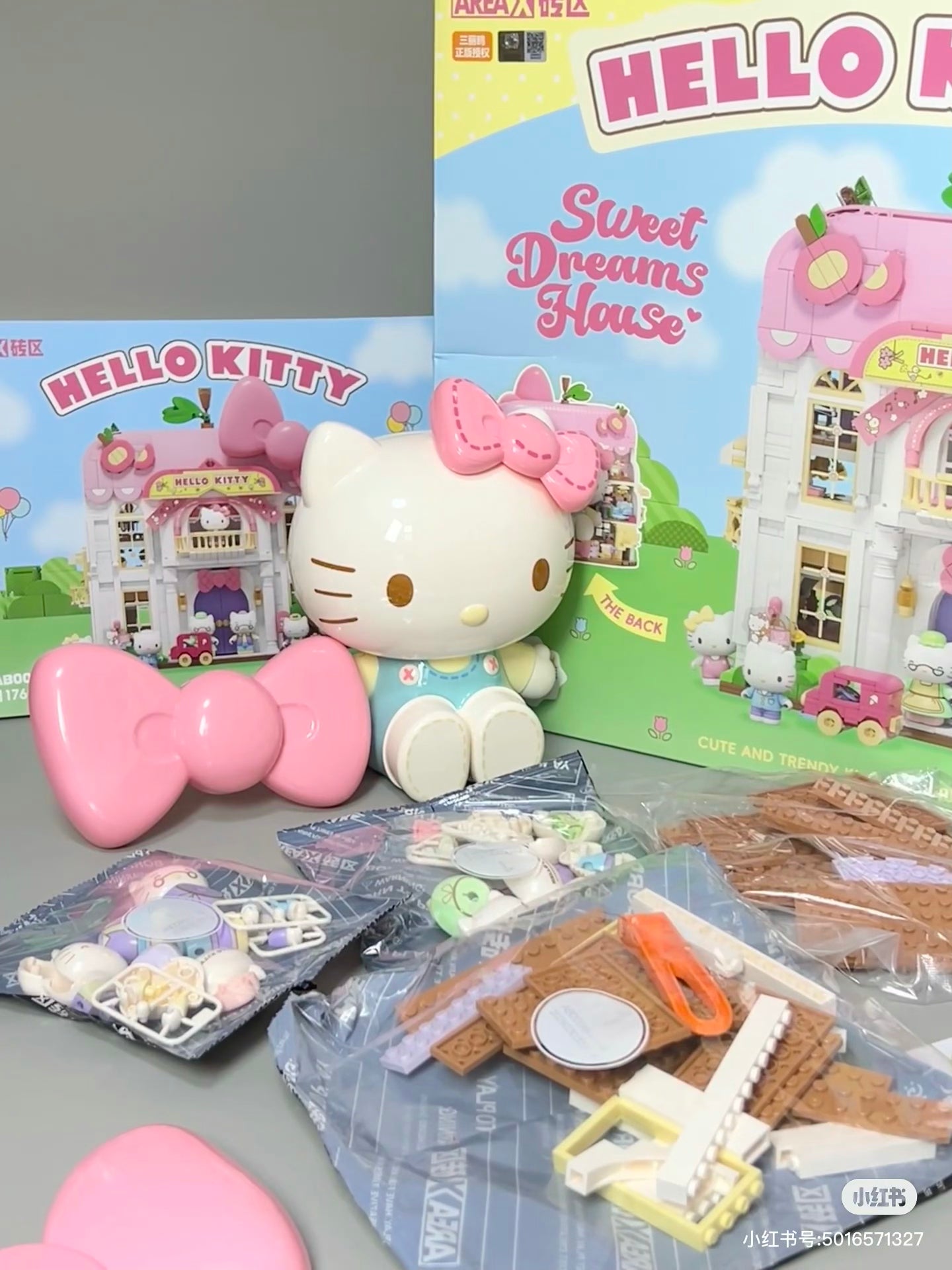 HELLO KITTY 3 in 1 LEGO EDITION