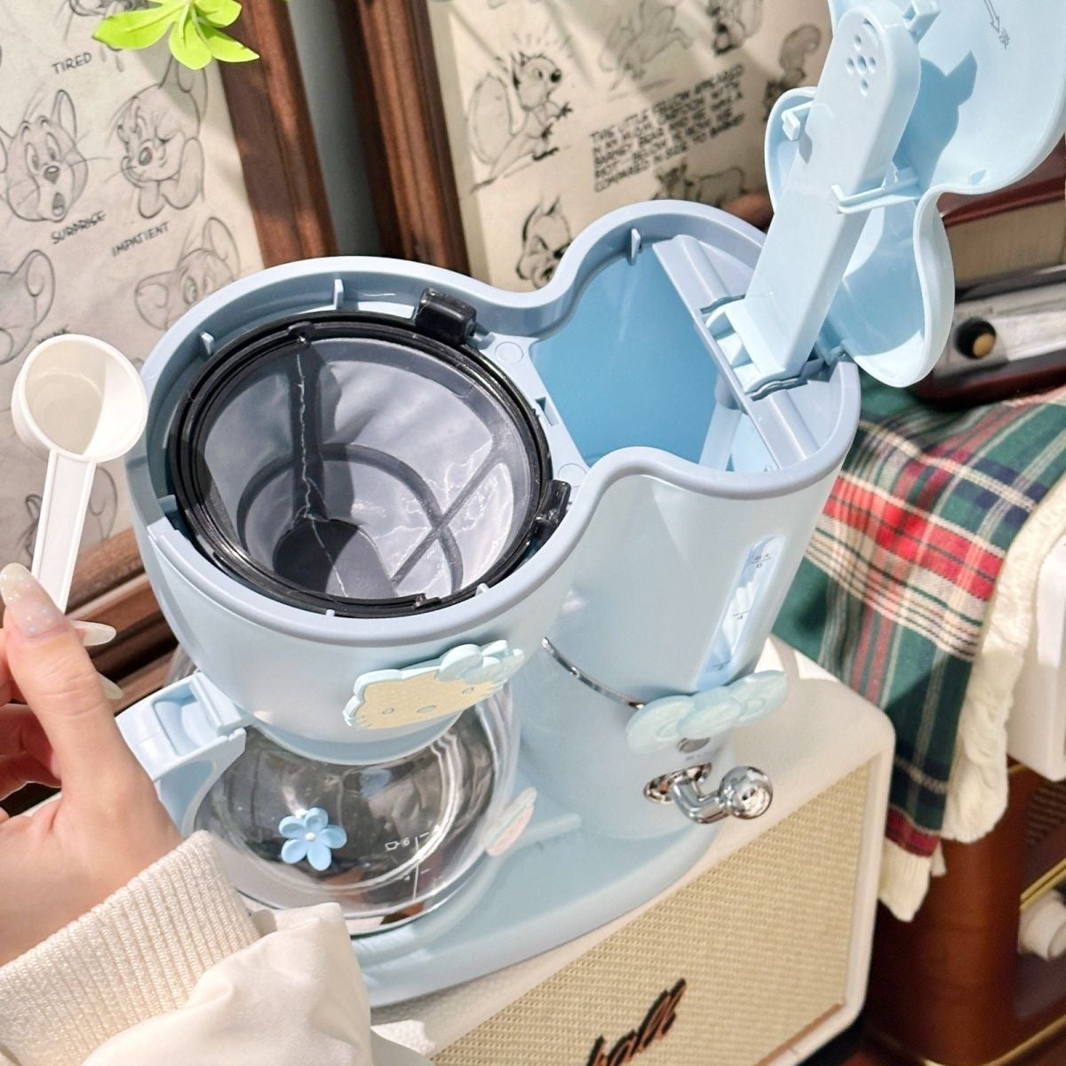 Hello kitty coffee maker