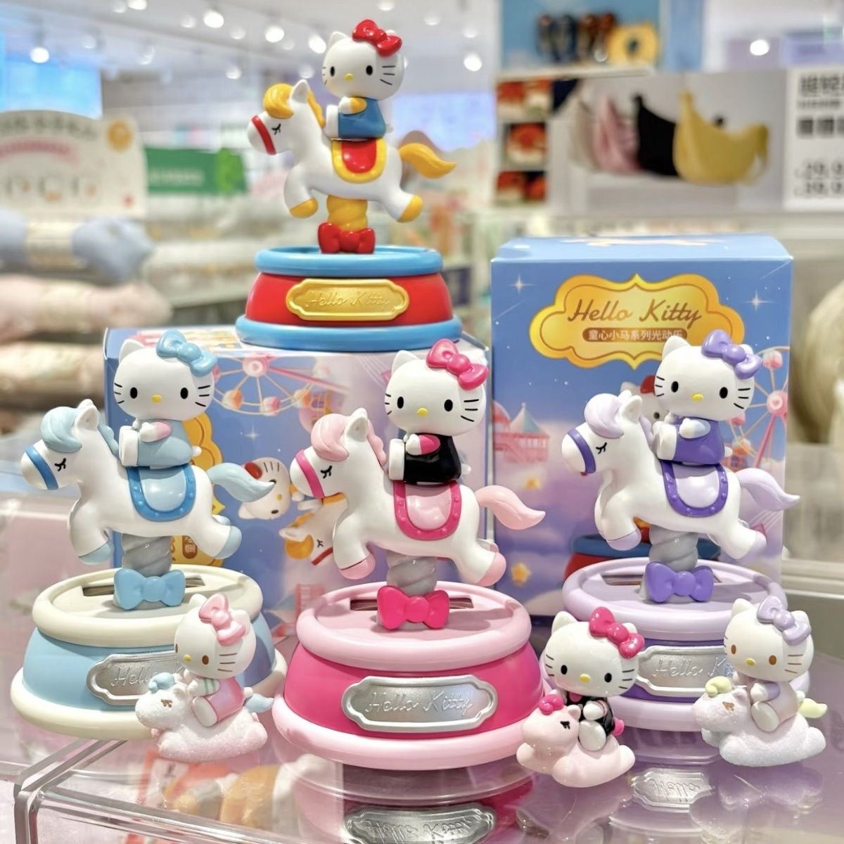 Hello kitty moving horse blind box