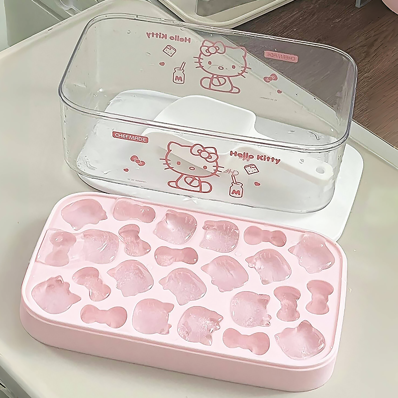 Ice tray hello kitty